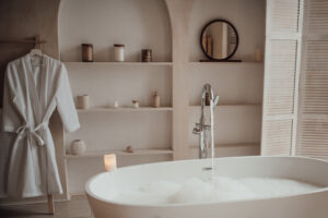 Freestanding Tubs & Floor-Mounted Fillers for a realistic Lower Moreland property