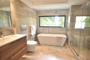 Plan jack-and-jill bathroom layouts for growing families with practical guidance for Huntingdon Valley and Bucks County properties, including warning signs